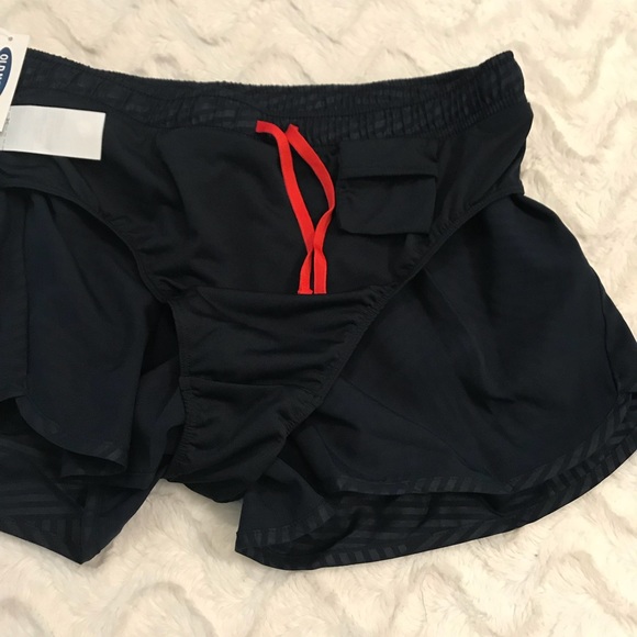 BUNDLE: Old Navy Run Shorts - Picture 6 of 8